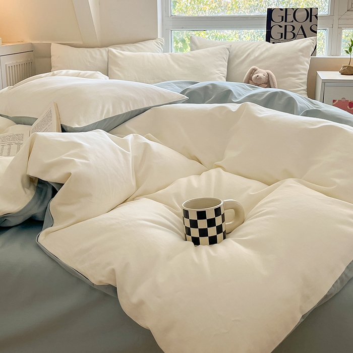 91家纺网 家纺一手货源 找家纺 米粒  2024新款纯色简约双拼磨毛四件套 奶白+天蓝