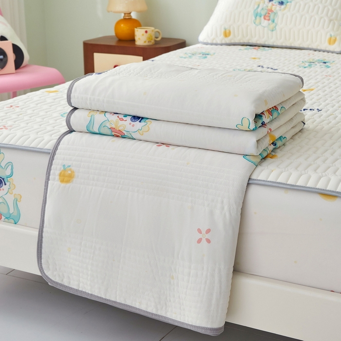 91家纺网 家纺一手货源 找家纺 LIFE.丽芙 2024年新品0.4乳胶凉席加厚床笠款三件套+凉感丝夏被可组合四件套-图片一 萌龙