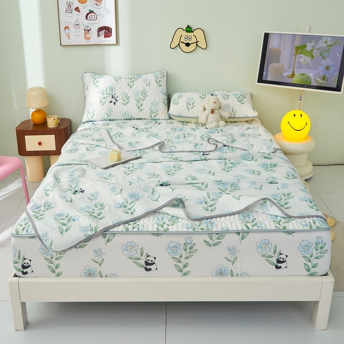 91家纺网 家纺一手货源 找家纺 LIFE.丽芙 2024年新品0.4乳胶凉席加厚床笠款三件套+凉感丝夏被可组合四件套-图片一 熊猫乐园