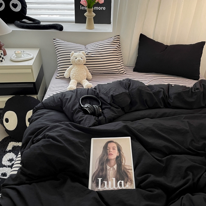 91家纺网 家纺一手货源 找家纺 耀达家居 2024新款ins 纯色双拼条纹水洗棉四件套 酷黑