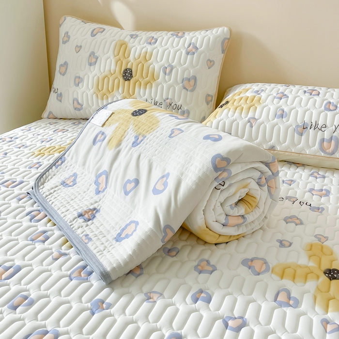 91家纺网 家纺一手货源 找家纺 LIFE.丽芙 2024年0.4乳胶凉席加厚条席款三件套＋凉感丝夏被可组合四件套图片二 寐色