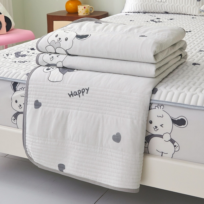 91家纺网 家纺一手货源 找家纺 LIFE.丽芙 2024年新品0.4乳胶凉席加厚床笠款三件套+凉感丝夏被可组合四件套-图片一 爱心狗