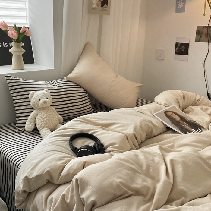 91家纺网 家纺一手货源 找家纺 耀达家居 2024新款ins 纯色双拼条纹水洗棉四件套 奶茶