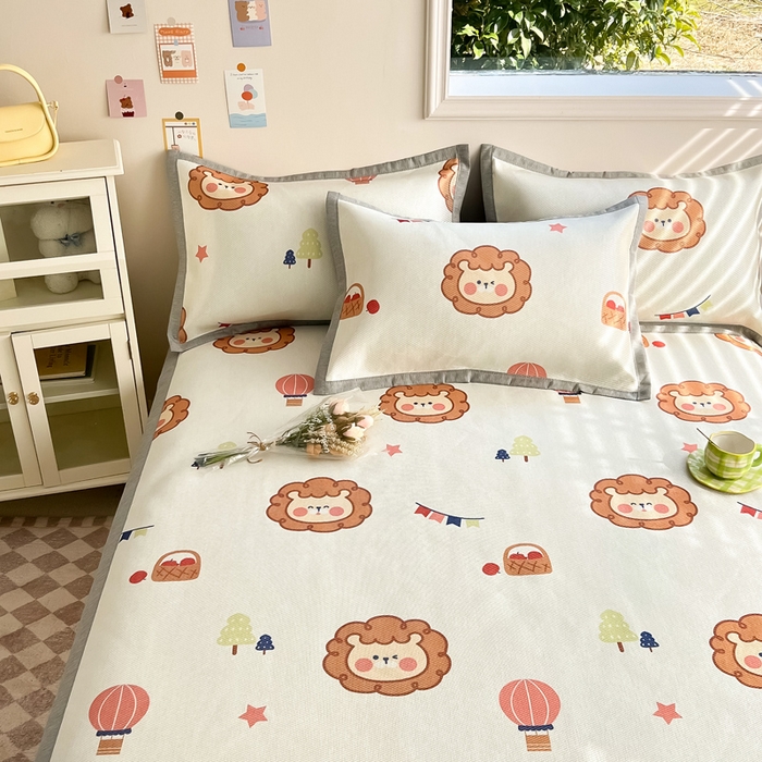 91家纺网 家纺一手货源 找家纺 懒猫家纺 2024新款250D数码印花宽边圆网冰丝席 狮子派对