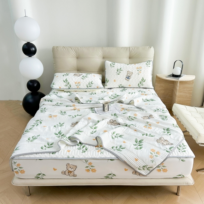 91家纺网 家纺一手货源 找家纺 2024年新品0.4乳胶凉席加厚床笠款三件套+凉感丝夏被可组合四件套-图片二 绿叶萌熊