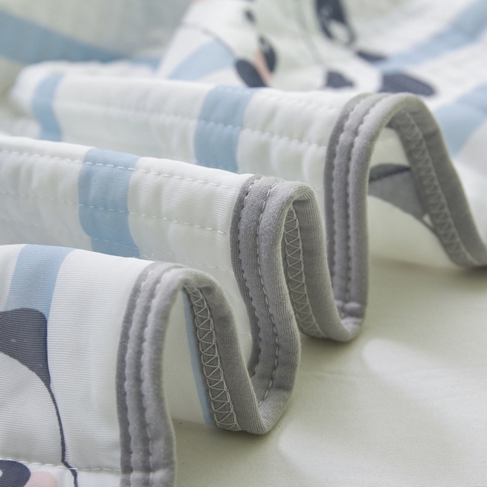 91家纺网 家纺一手货源 找家纺 LIFE.丽芙 2024年新品韩式风凉感丝夏被-跑量 小熊猫