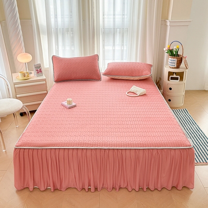 91家纺网 家纺一手货源 找家纺 伊人坊 2024新款A类凉感丝乳胶凉席床裙款床席 胭脂红