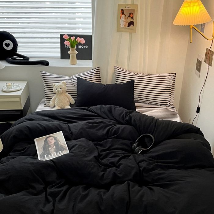 91家纺网 家纺一手货源 找家纺 耀达家居 2024新款ins 纯色双拼条纹水洗棉四件套 酷黑