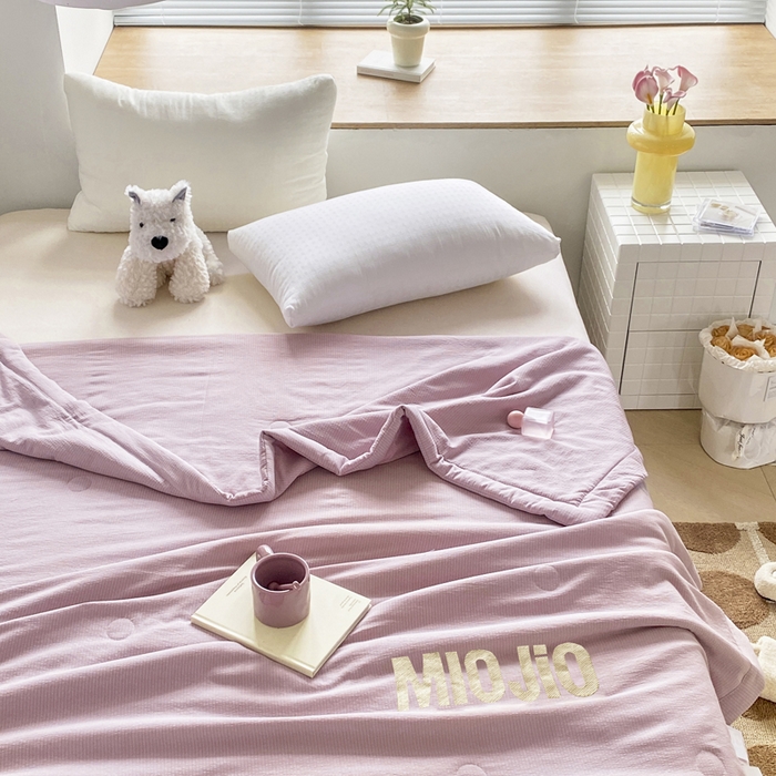 91家纺网 家纺一手货源 找家纺 （总）梦恬佳  2024新款泡泡纱羽丝棉夏被