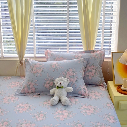 91家纺网 家纺一手货源 找家纺 宝齐莱家纺 2024新款13372全棉印花系列单品枕套 莫奈花园-兰