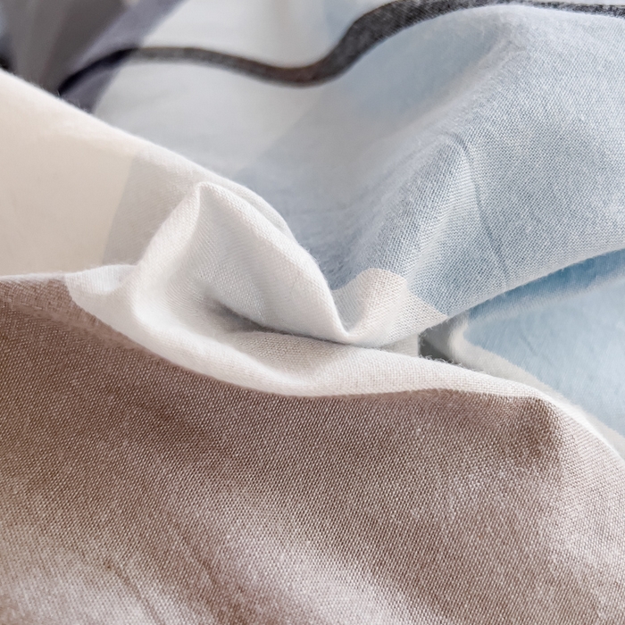 91家纺网 家纺一手货源 找家纺 久典家居 2024新款A类全棉学生款三件套 都市风尚蓝