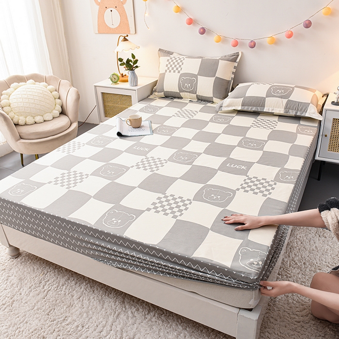 91家纺网 家纺一手货源 找家纺 床笠人家 2025新款全棉印花防水床笠防水隔尿透气-印花防水床笠 班尼熊