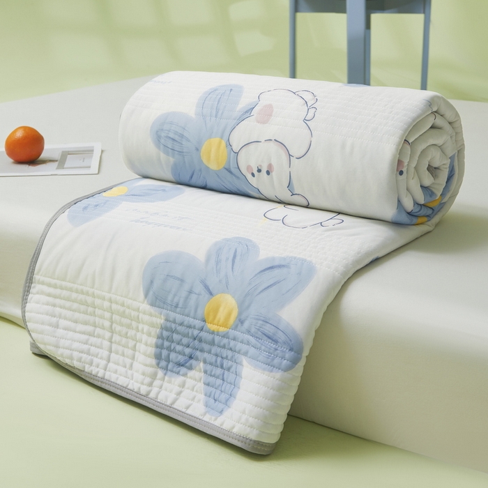 91家纺网 家纺一手货源 找家纺 LIFE.丽芙 2024年新品韩式风凉感丝夏被-跑量 邻家小兔