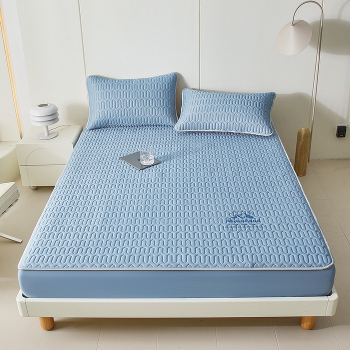 91家纺网 家纺一手货源 找家纺 LIFE.丽芙 2024新款乳胶凉席素色-富士山烫画床笠款 宾利蓝