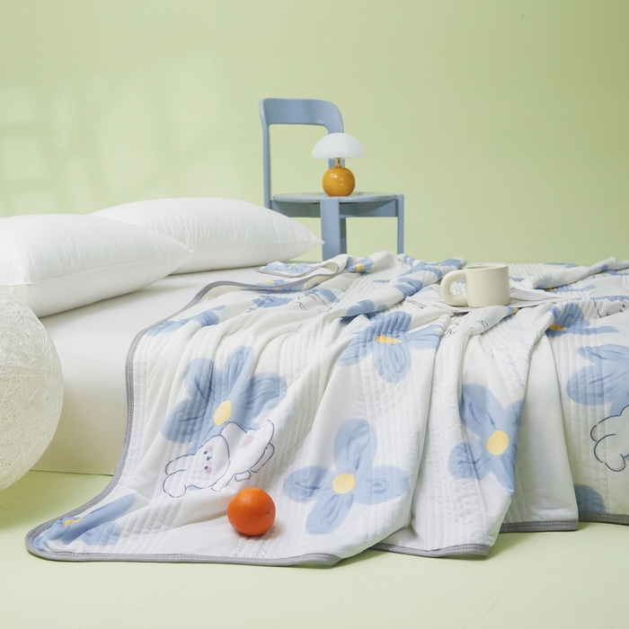 91家纺网 家纺一手货源 找家纺 LIFE.丽芙 2024年新品韩式风凉感丝夏被-跑量 邻家小兔