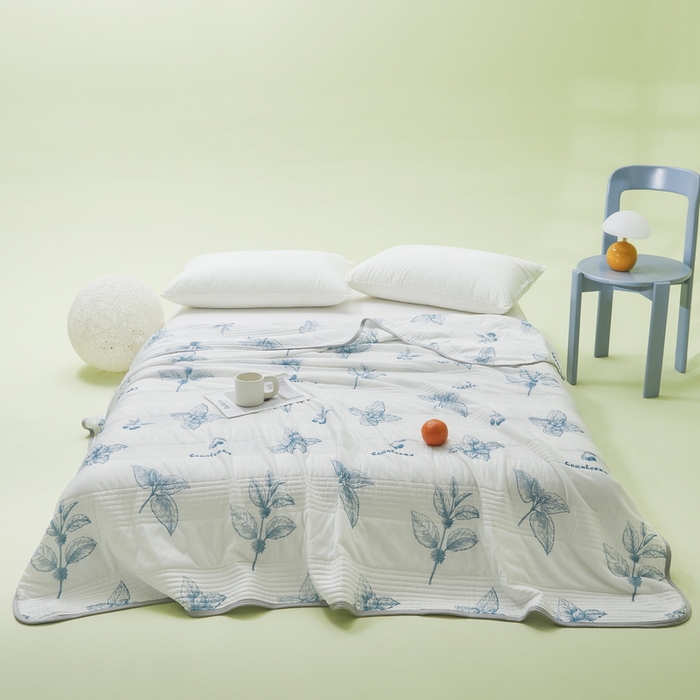 91家纺网 家纺一手货源 找家纺 LIFE.丽芙 2024年新品韩式风凉感丝夏被-跑量 花涧