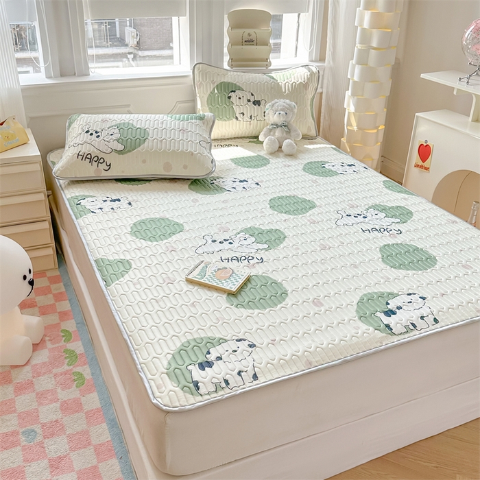 91家纺网 家纺一手货源 找家纺 慕尚家纺 2025新款凉感丝印花乳胶凉席 波点狗