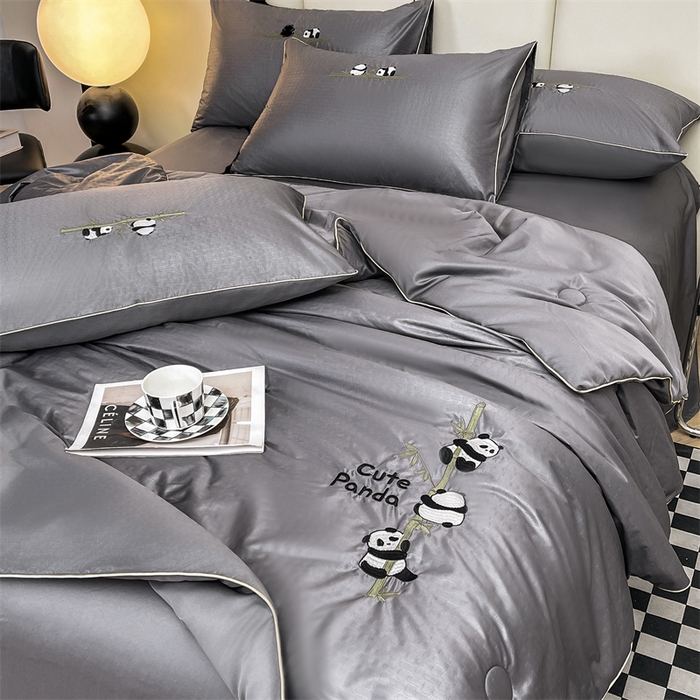 91家纺网 家纺一手货源 找家纺 古吉梦 2024新款水洗真丝提花夏被-熊猫 高级灰