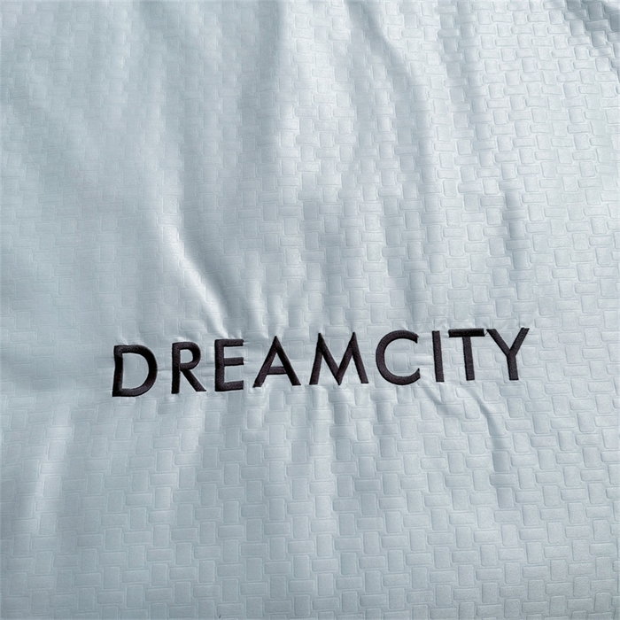 91家纺网 家纺一手货源 找家纺 古吉梦 2024新款水洗真丝提花夏被--迪梦 天空蓝+海青