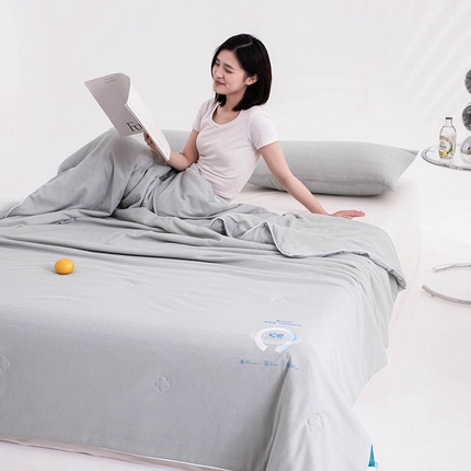 91家纺网 家纺一手货源 找家纺 （总）典冠 （有质检）2024新一代凉感抗菌提花夏被空调被夏被三件套（提供买家秀）