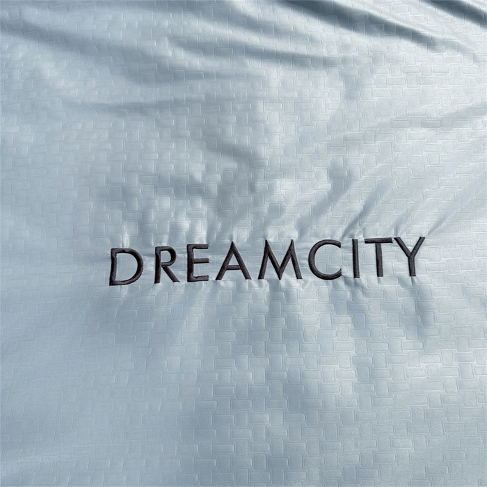 91家纺网 家纺一手货源 找家纺 古吉梦 2024新款水洗真丝提花夏被--迪梦 海青+山灰