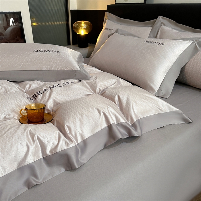 91家纺网 家纺一手货源 找家纺 古吉梦 2024新款水洗真丝提花四件套--迪梦  山灰+中灰