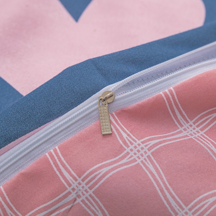 91家纺网 家纺一手货源 找家纺 莎臣豹 2025新款植物羊绒印花四件套 蓝色爱心