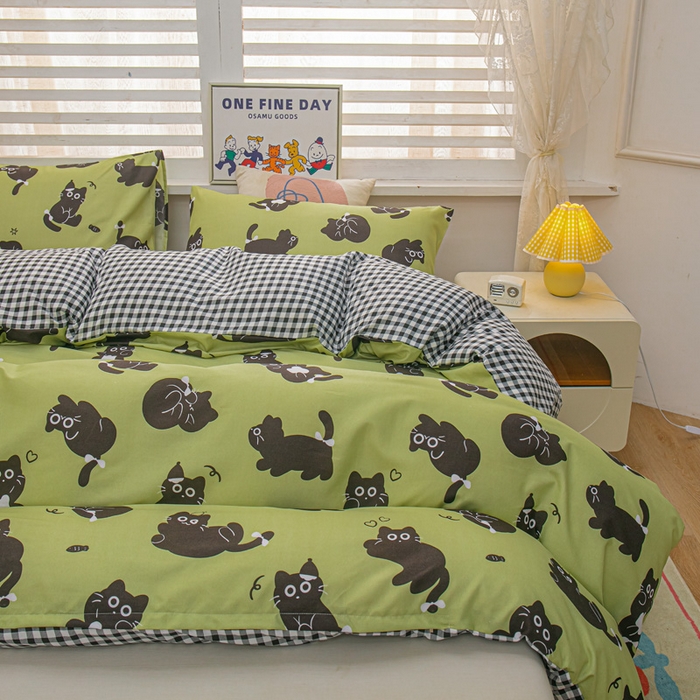 91家纺网 家纺一手货源 找家纺 莎臣豹 2025新款植物羊绒印花四件套 淘气小猫