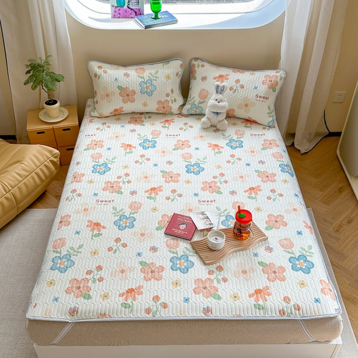 91家纺网 家纺一手货源 找家纺 慕尚家纺 2025新款凉感丝印花乳胶凉席 秘境