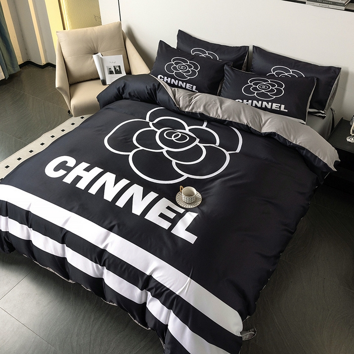 91家纺网 家纺一手货源 找家纺 摩卡家纺 2024新品水洗真丝轻奢系列 山茶-黑