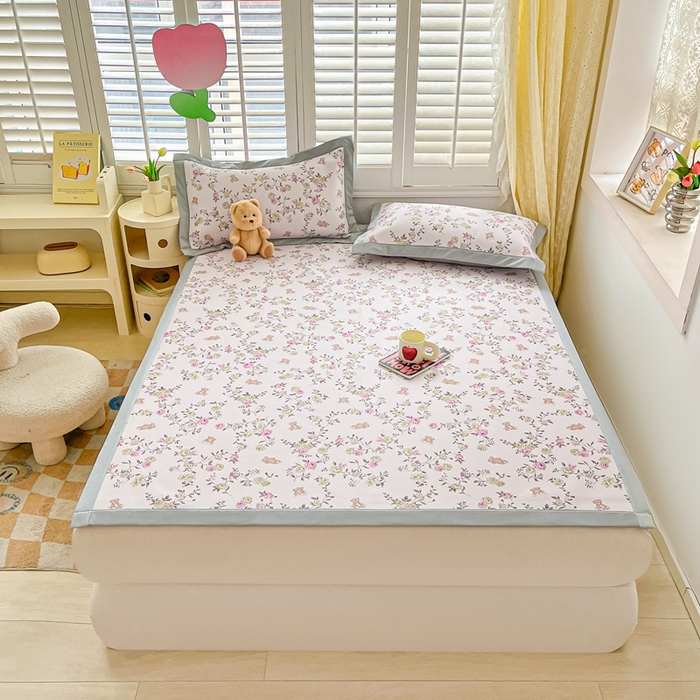 91家纺网 家纺一手货源 找家纺 星座-2025大斜纹复合冰丝凉席 小熊花园