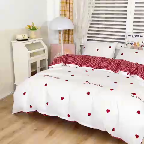 91家纺网 家纺一手货源 找家纺 莎臣豹 2025新款植物羊绒印花四件套 甜蜜蜜