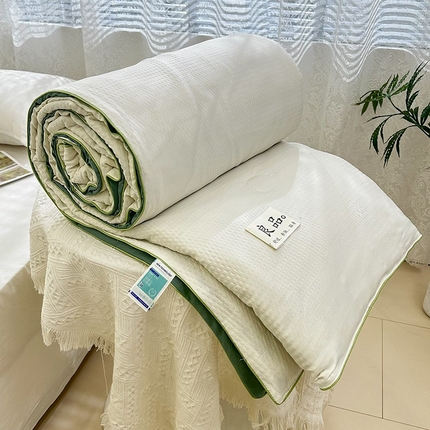 91家纺网 家纺一手货源 找家纺 美宜家2025新款纯色双拼水洗泡泡棉夏凉被空调被 泡白