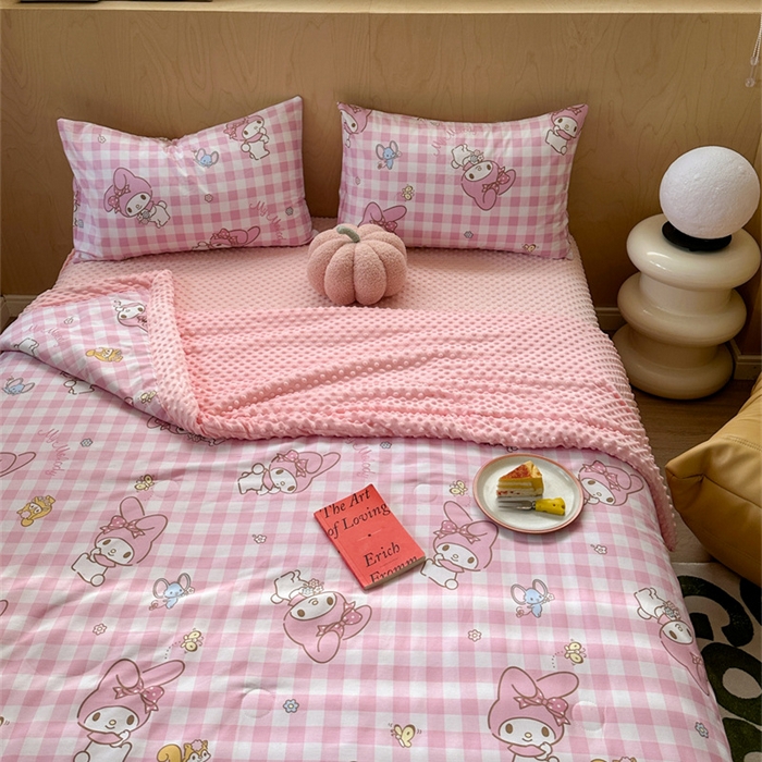 91家纺网 家纺一手货源 找家纺 大彩 2024新款全棉豆豆绒大豆夏凉被 粉格美乐蒂