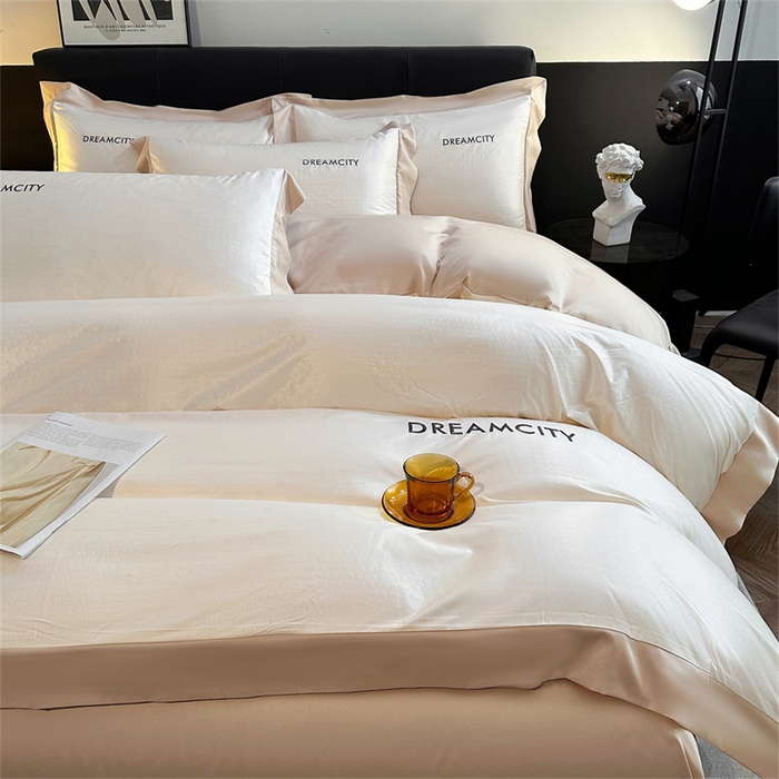 91家纺网 家纺一手货源 找家纺 古吉梦 2024新款水洗真丝提花四件套--迪梦  奶昔白+奶茶