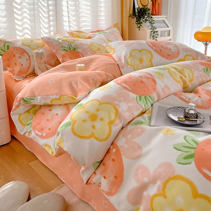 91家纺网 家纺一手货源 找家纺 美宜家 2025新款植物羊绒加厚斜纹磨毛单被套 草莓物语