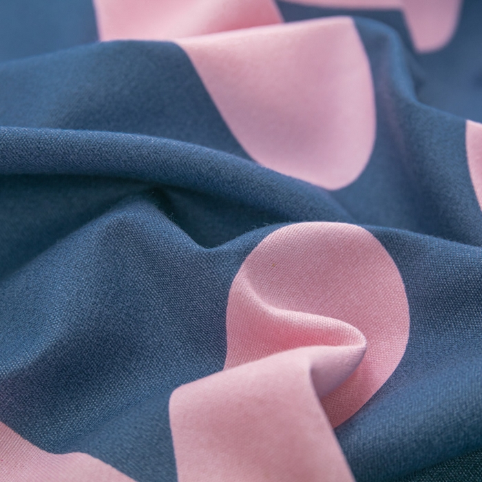 91家纺网 家纺一手货源 找家纺 莎臣豹 2025新款植物羊绒印花四件套 蓝色爱心