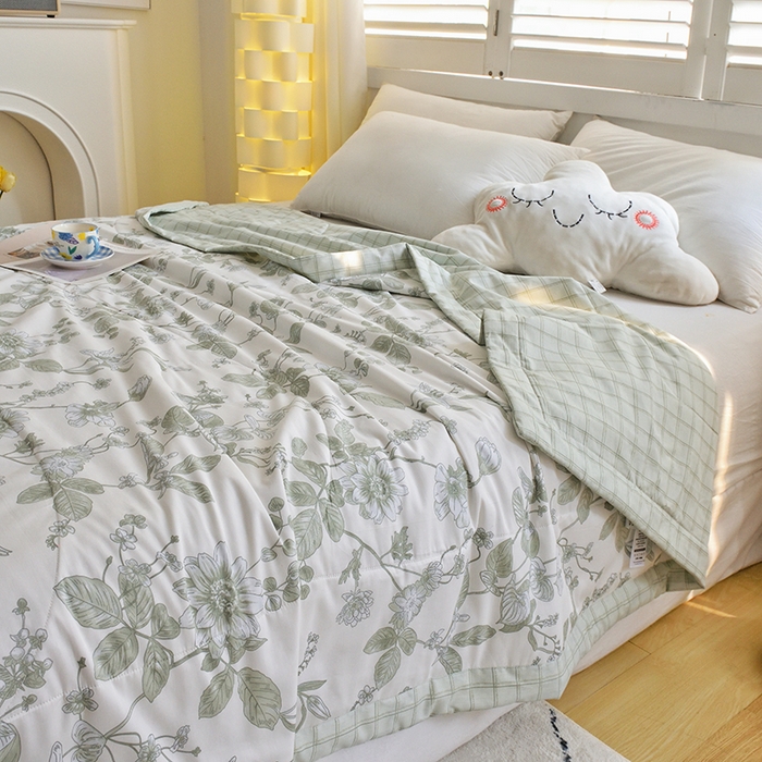 91家纺网 家纺一手货源 找家纺 （总）德芙 2024新款全棉小碎花夏被被子被芯