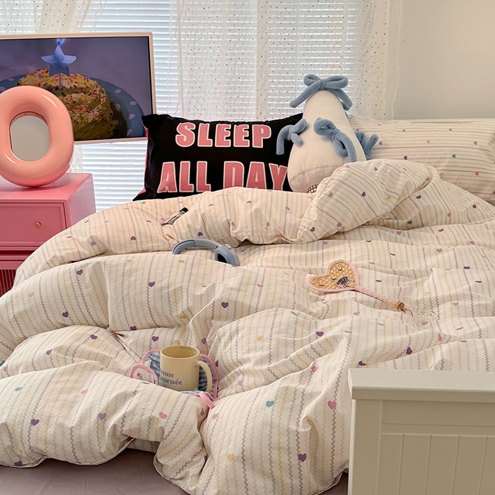 91家纺网 家纺一手货源 找家纺 昔可家纺 2024新款创意枕套全棉波点印花四件套 波纹爱心