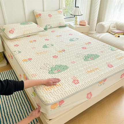 91家纺网 家纺一手货源 找家纺 （总）湘之帛 2024直播新款加厚印花凉感丝乳胶凉席床笠款三件套