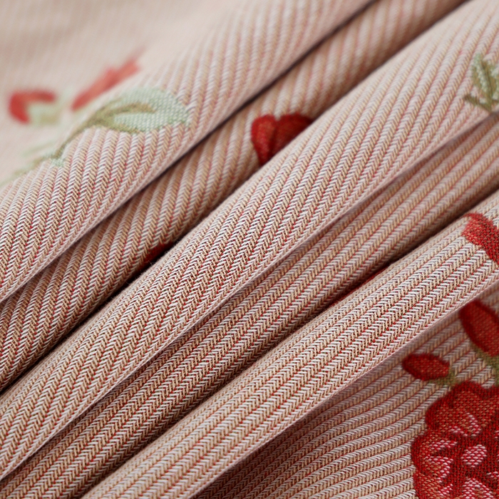 91家纺网 家纺一手货源 找家纺 朴尔毛巾被2024年新品全棉细纱编织纹AB版透气枕巾 花恋序曲52*78cm