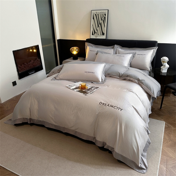 91家纺网 家纺一手货源 找家纺 古吉梦 2024新款水洗真丝提花四件套--迪梦  山灰+中灰