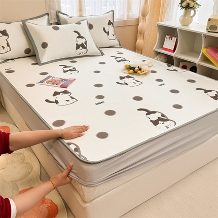 91家纺网 家纺一手货源 找家纺 （总）懒猫家纺 2024新款600D数码印花冰藤凉席-床笠款