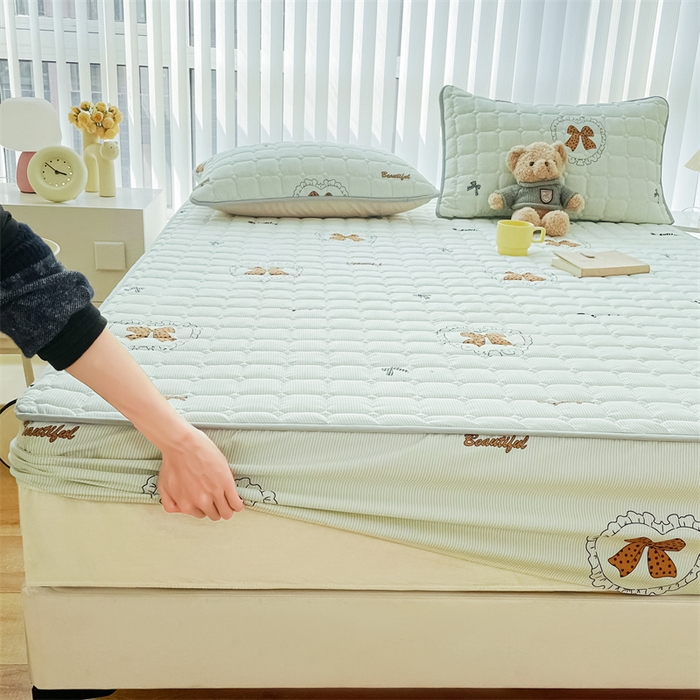 91家纺网 家纺一手货源 找家纺 恒尚居 2024新款小清新印花水洗棉大豆夹棉床笠 蝴蝶结绿