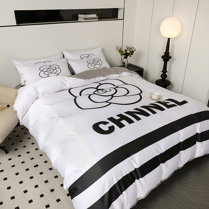 91家纺网 家纺一手货源 找家纺 摩卡家纺 2024新品水洗真丝轻奢系列 山茶-白