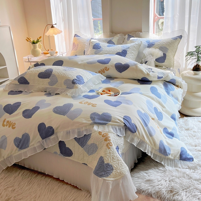 91家纺网 家纺一手货源 找家纺 添越 2024小清新韩版蕾丝花边纯棉夹棉床盖三件套全棉-怦然心动-蓝