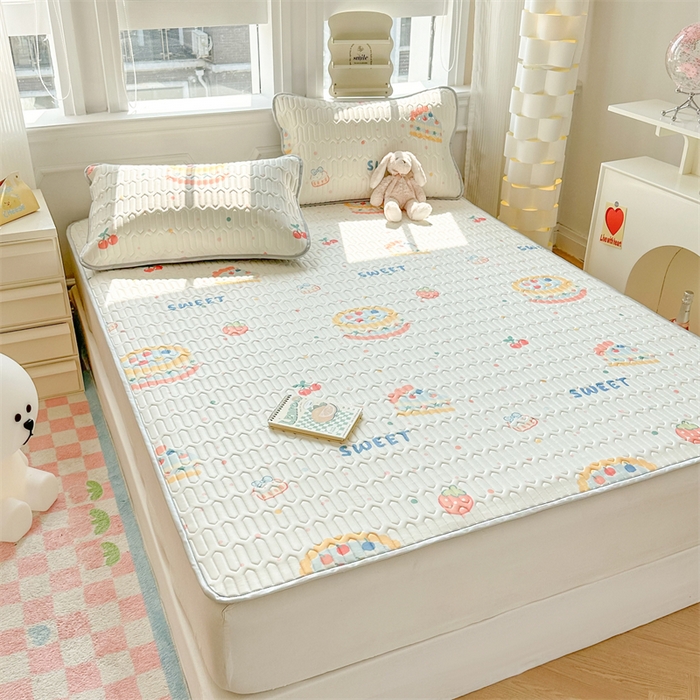 91家纺网 家纺一手货源 找家纺 慕尚家纺 2025新款凉感丝印花乳胶凉席 可口蛋糕