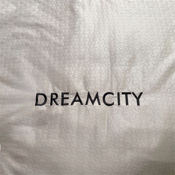 91家纺网 家纺一手货源 找家纺 古吉梦 2024新款水洗真丝提花夏被--迪梦 山灰+中灰