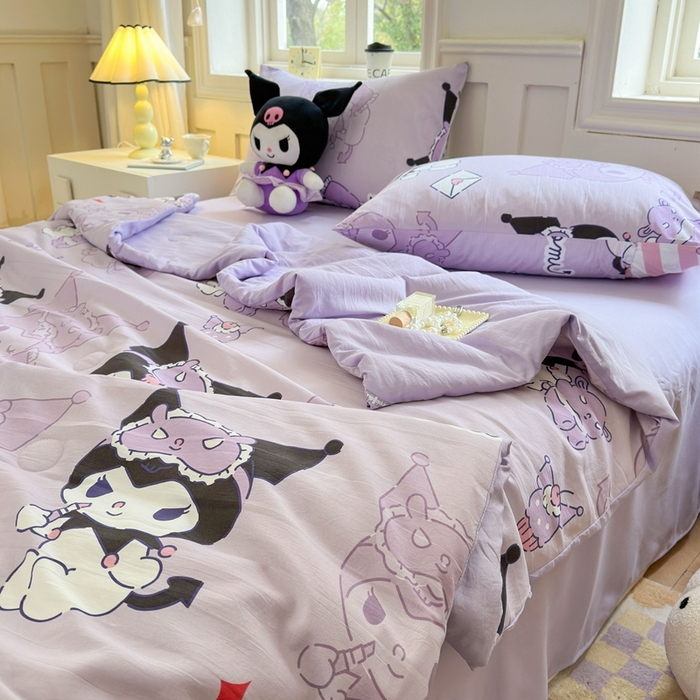 91家纺网 家纺一手货源 找家纺 梵克保罗 2024新款三丽欧卡通印花夏被系列 紫色库洛米