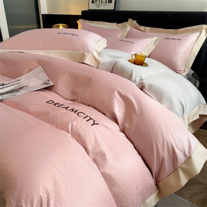 91家纺网 家纺一手货源 找家纺 古吉梦 2024新款水洗真丝提花四件套--迪梦  豆沙+山灰